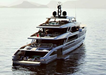 Baglietto_T60_yachtingul_de_lux
