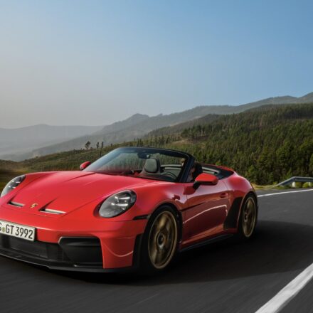 Porsche 911 GT3 S/C: 5 motive spectaculoase pentru care acest model redefinește plăcerea pură de condus Porsche 911 GT3 S/C cabrio 2027