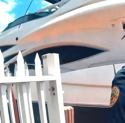Incident pe un yacht din Florida: 5 detalii incredibile despre bărbatul care spune că îl păzea pentru Donald Trump incident yacht Florida Donald Trump 2026